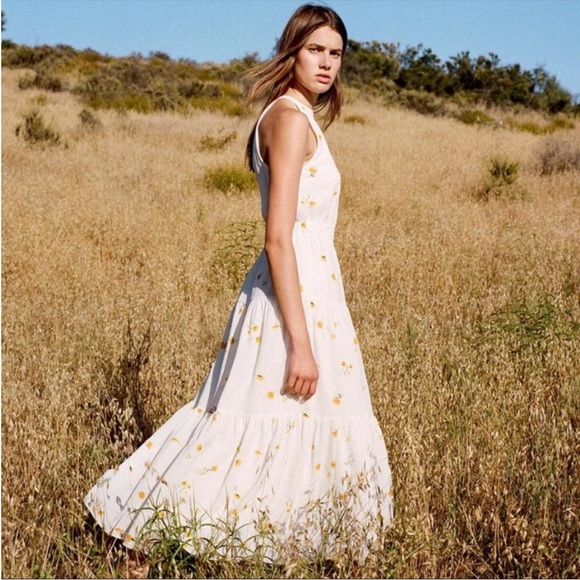 Aritzia Dresses & Skirts - Floral Sleeveless White Dress